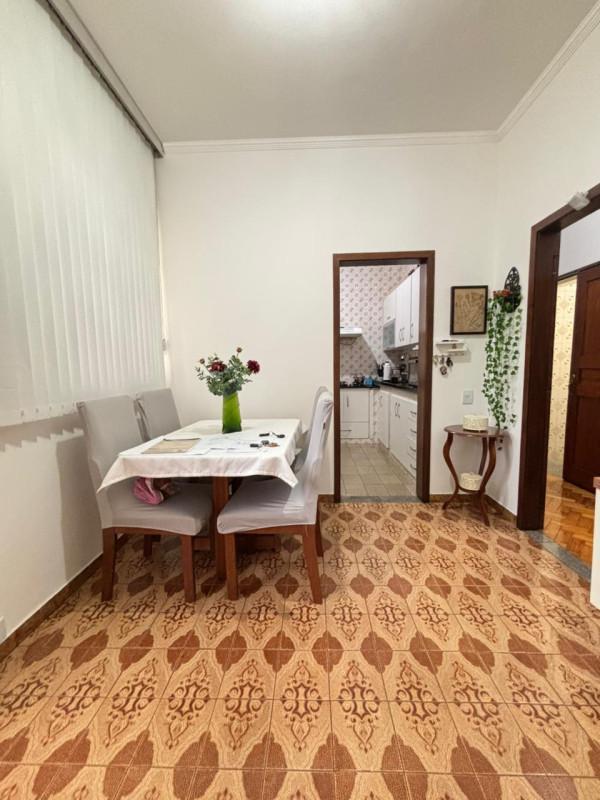 Casa, Sagrada Família, 4 Quartos, 2 Vagas