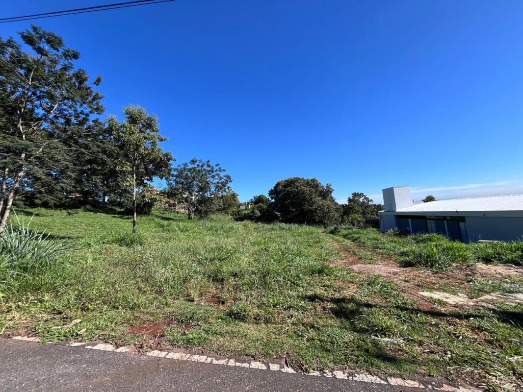 Lote, Serra dos Bandeirantes, 0 Quarto, 0 Vaga