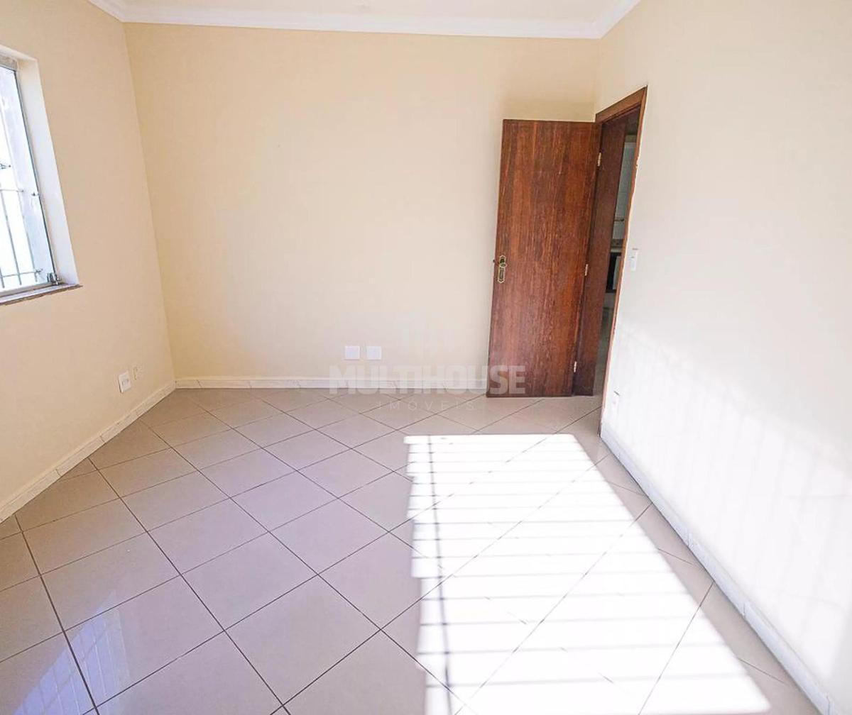 Casa, Santa Branca, 2 Quartos, 1 Vaga