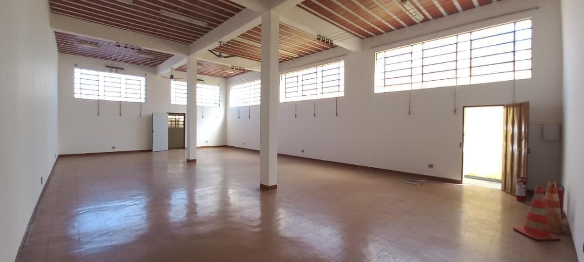 Galpão, Caiçaras, 0 Quarto, 0 Vaga
