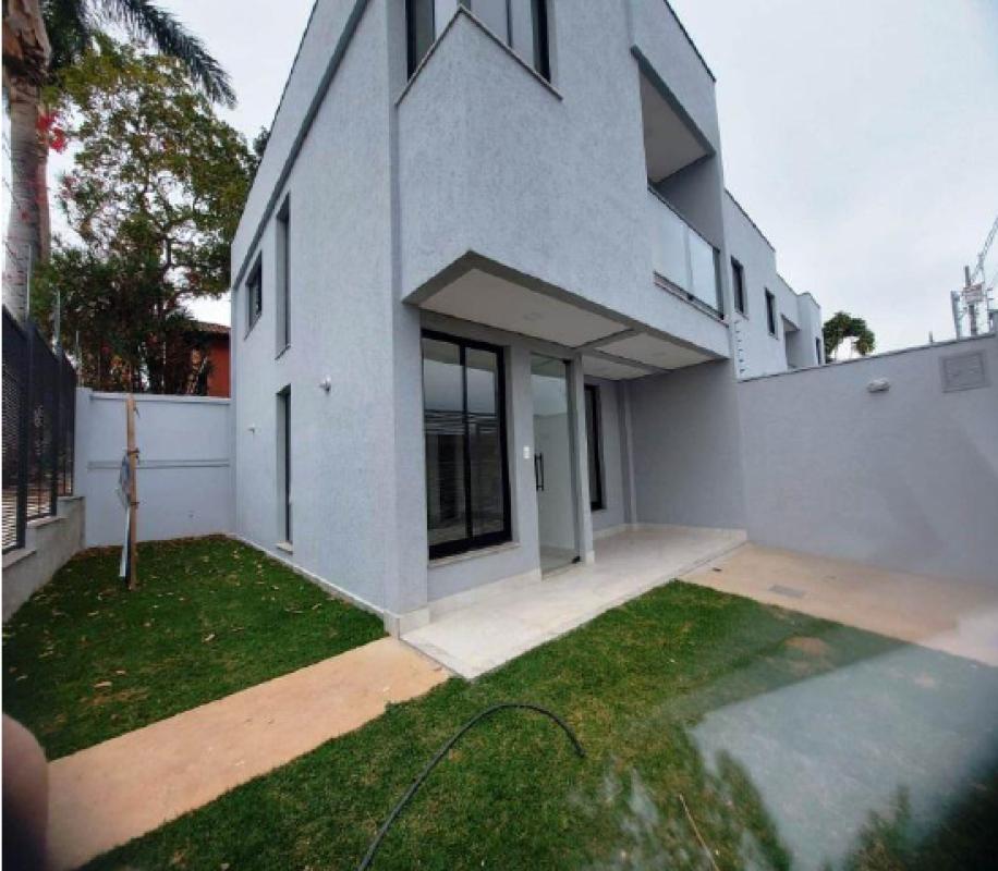 Casa, Planalto, 3 Quartos, 1 Vaga, 1 Suíte