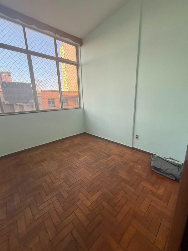 Apartamento, Centro, 2 Quartos, 0 Vaga