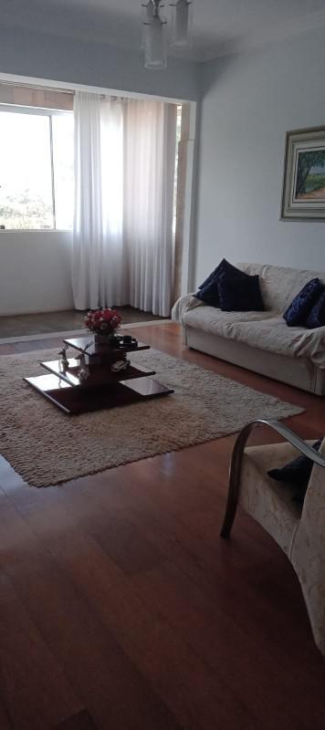 Casa, Camargos, 3 Quartos, 4 Vagas, 1 Suíte