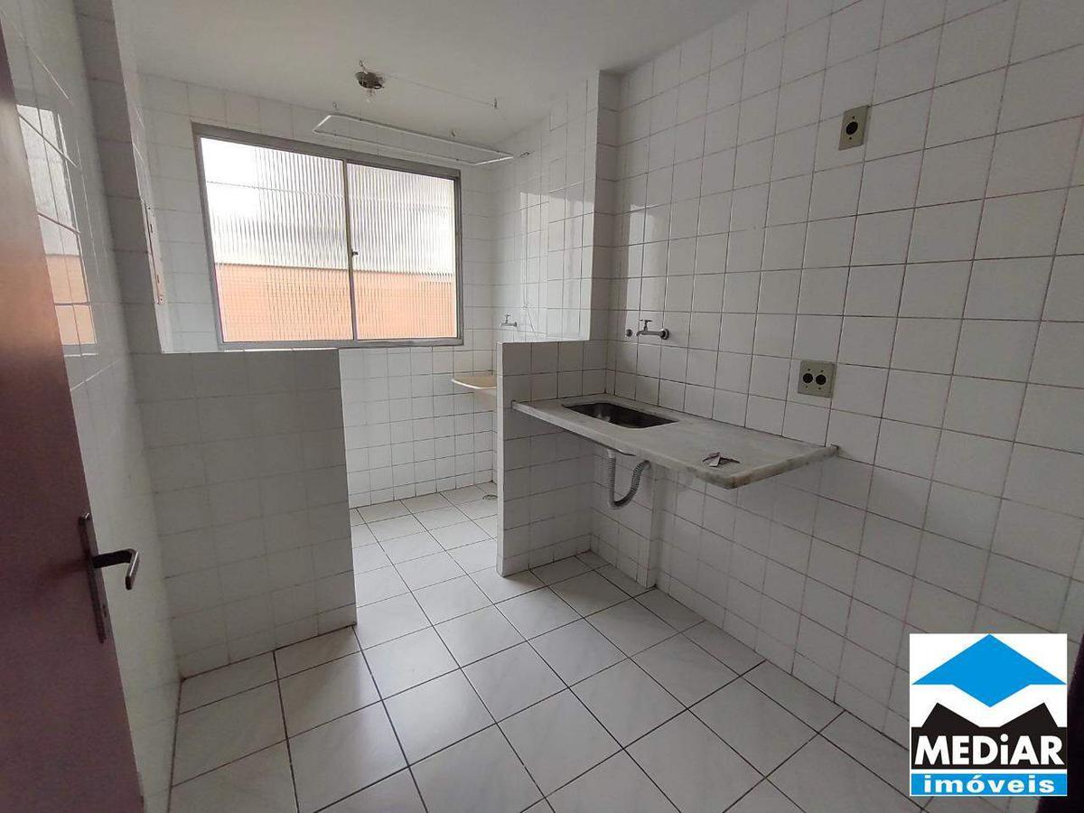 Apartamento, Floresta, 3 Quartos, 2 Vagas, 1 Suíte