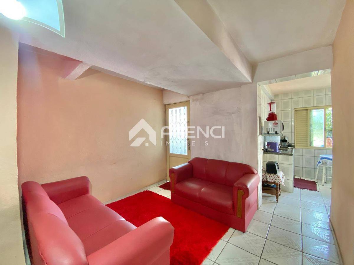 Casa, Santa Maria, 6 Quartos, 0 Vaga, 0 Suíte