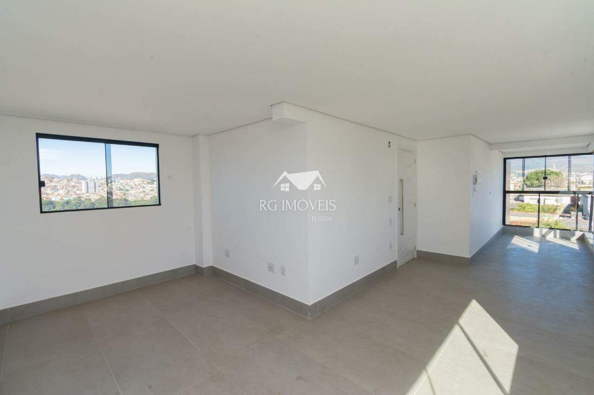 Cobertura, Barreiro, 3 Quartos, 4 Vagas, 1 Suíte