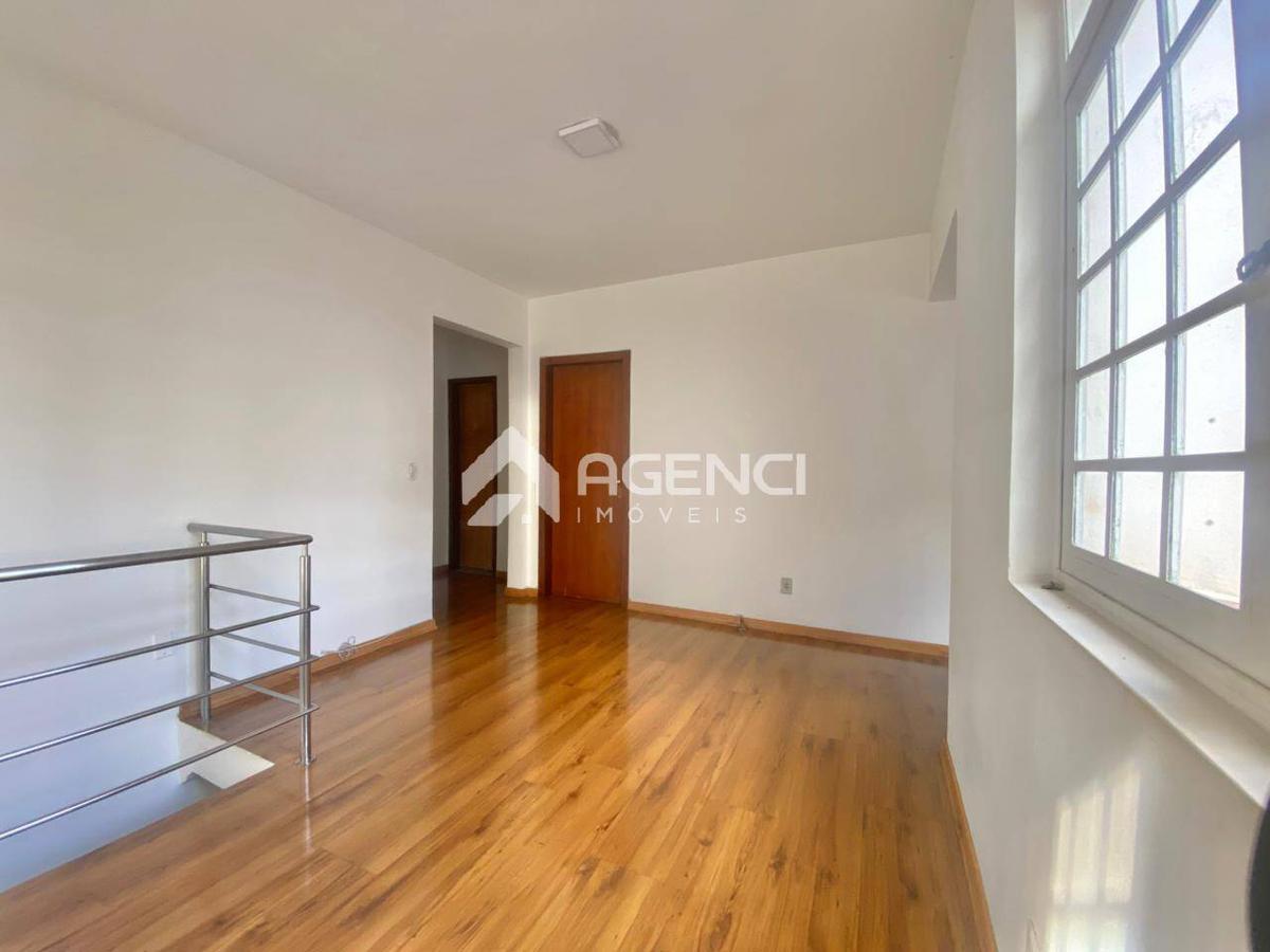 Casa, Serrano, 4 Quartos, 0 Vaga, 1 Suíte