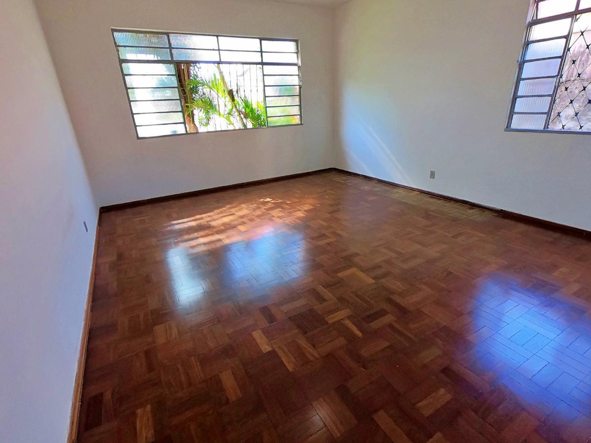 Casa, Caiçaras, 4 Quartos, 2 Vagas, 1 Suíte