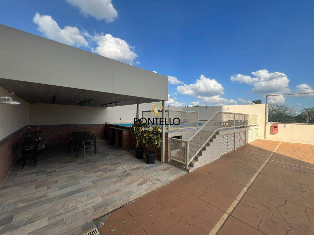Cobertura, Centro, 4 Quartos, 2 Vagas, 1 Suíte