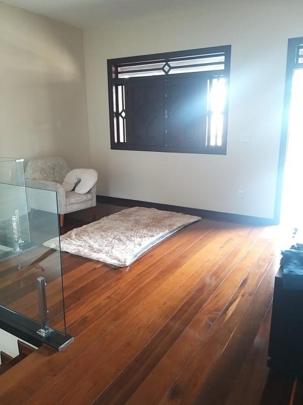 Casa, Serrano, 3 Quartos, 2 Vagas, 1 Suíte