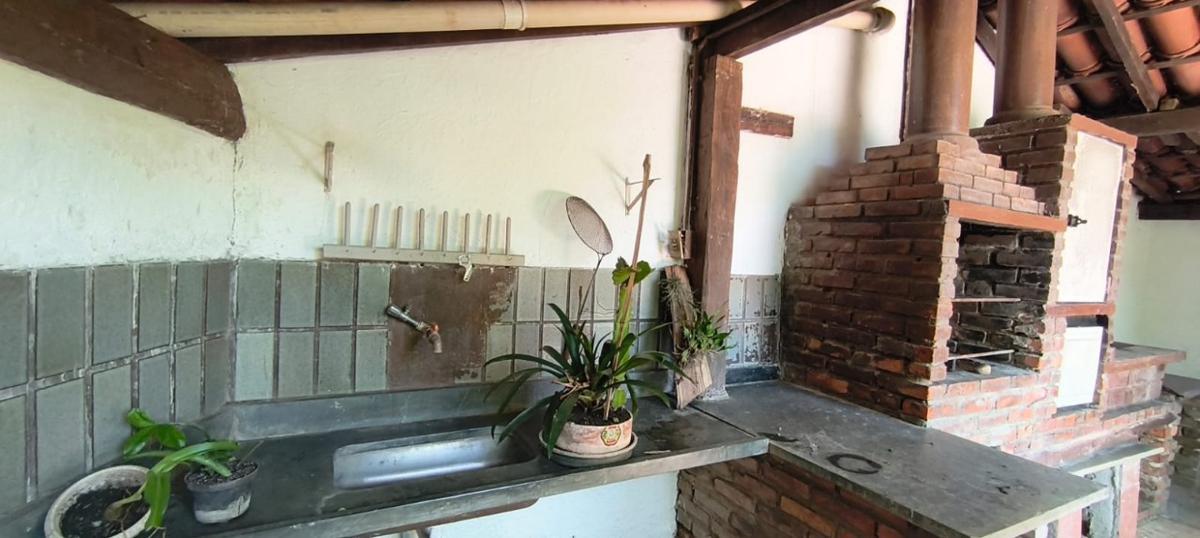 Casa, Santa Lúcia, 6 Quartos, 3 Vagas, 1 Suíte