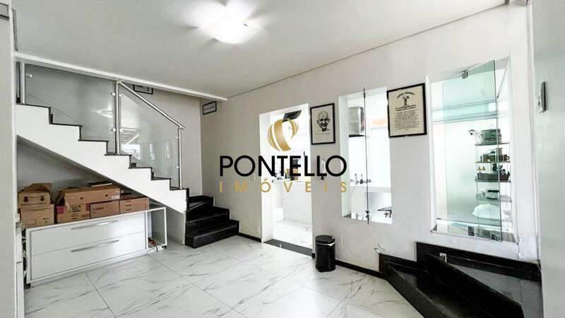 Casa, Santa Branca, 2 Quartos, 1 Vaga, 2 Suítes