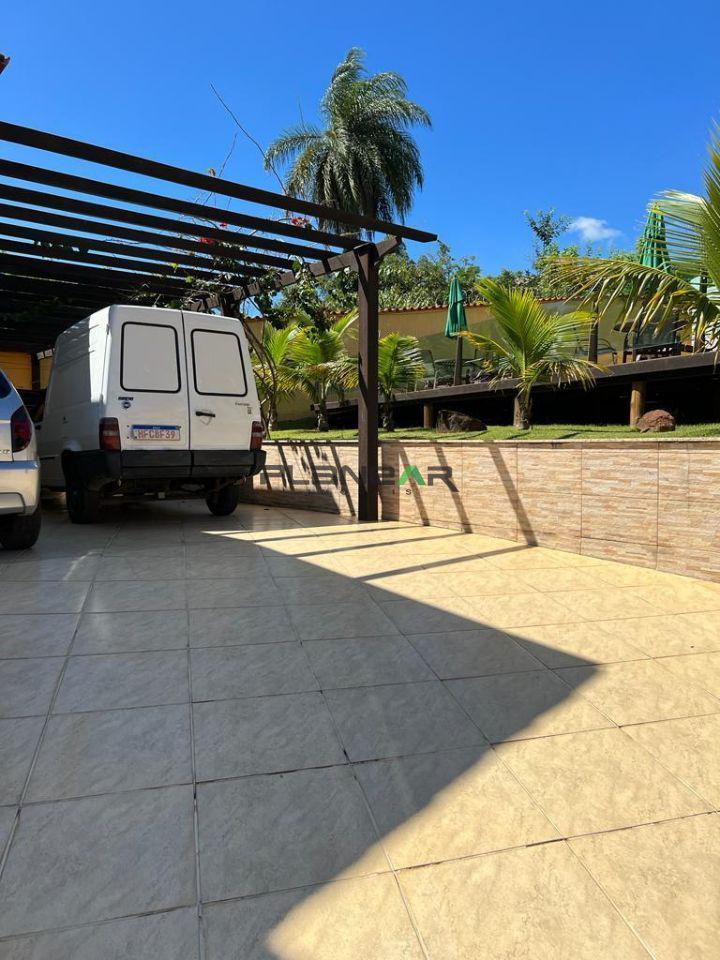 Casa, Solar do Madeira, 3 Quartos, 8 Vagas, 2 Suítes