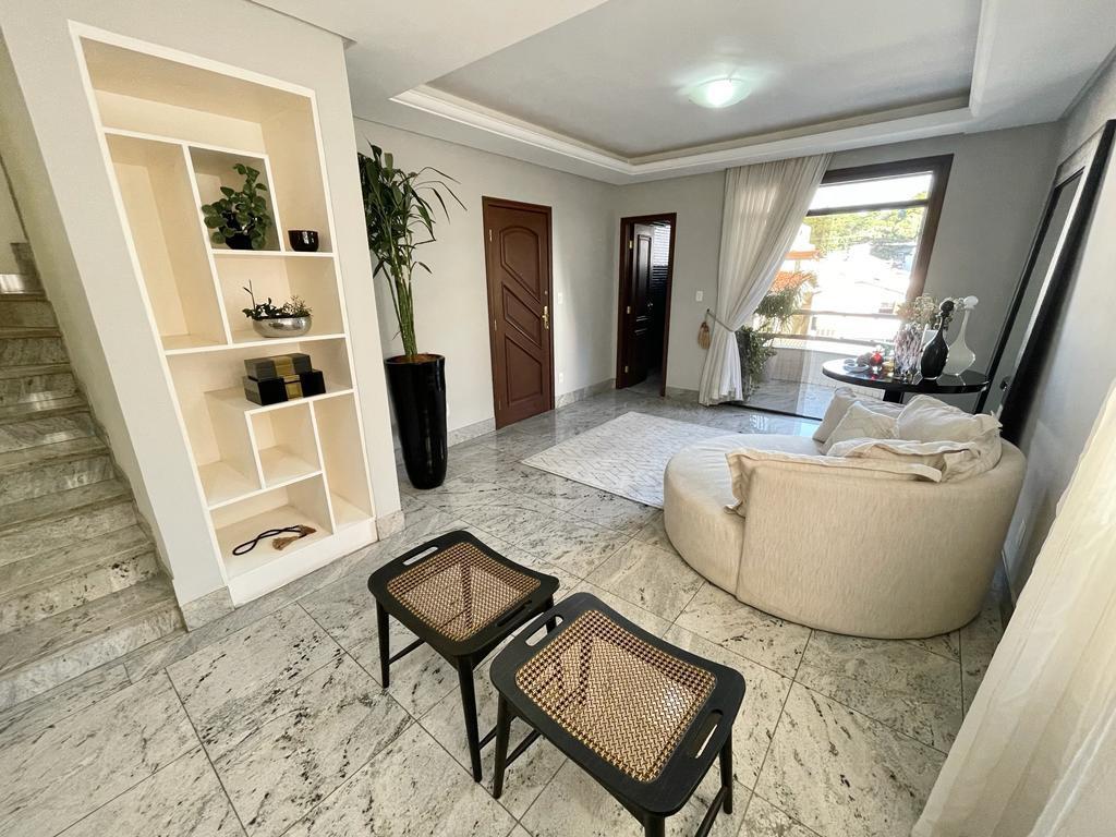 Cobertura, São José, 4 Quartos, 4 Vagas, 2 Suítes
