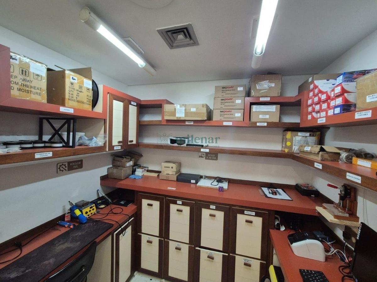 Galpão, Funcionários, 0 Quarto, 0 Vaga