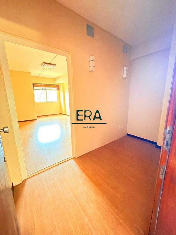 Sala, Santo Antônio, 0 Quarto, 0 Vaga
