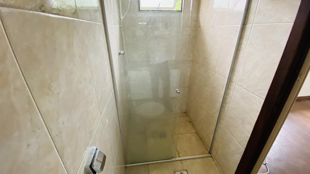 Casa, Castelo, 4 Quartos, 2 Vagas, 2 Suítes