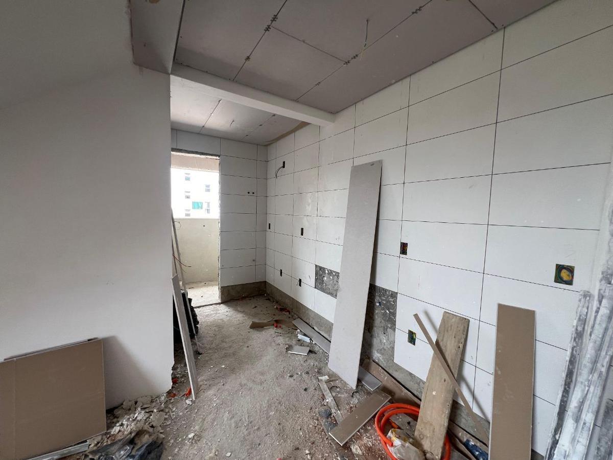 Cobertura, Itapoã, 3 Quartos, 2 Vagas, 1 Suíte