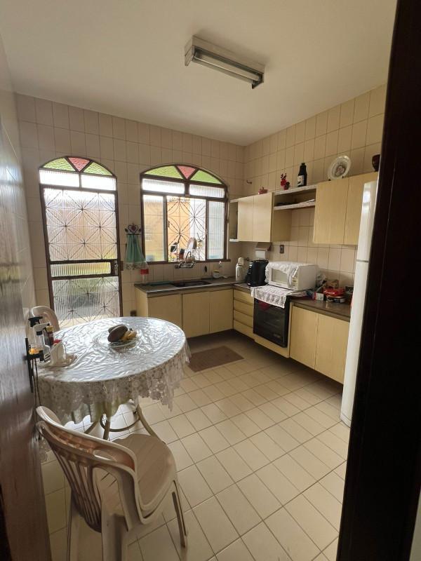 Casa, Amazonas, 5 Quartos, 3 Vagas, 2 Suítes