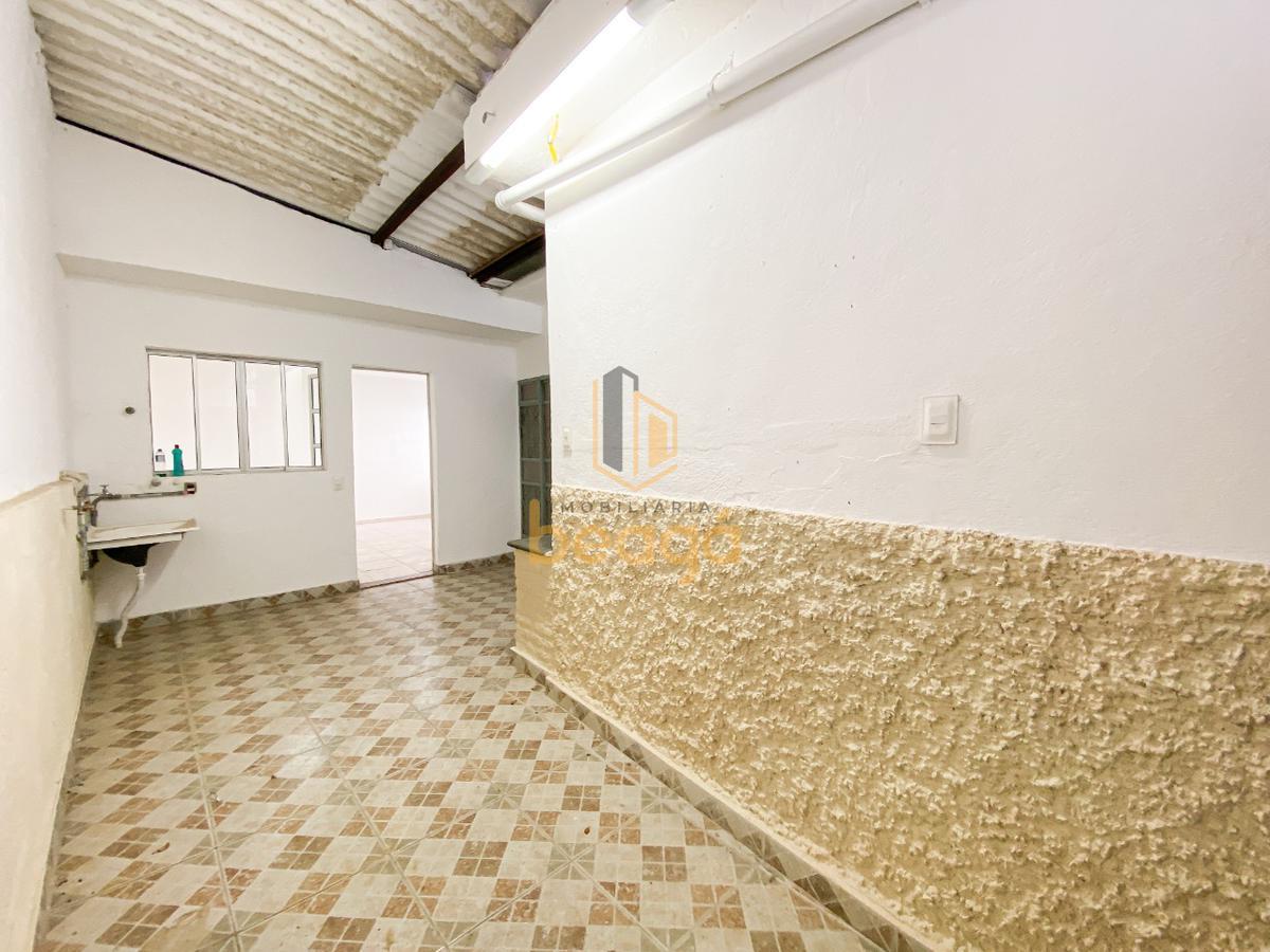Casa, Santa Terezinha, 3 Quartos, 4 Vagas, 1 Suíte