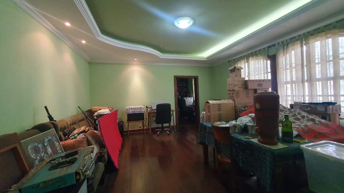 Casa, Centro, 4 Quartos, 5 Vagas, 2 Suítes