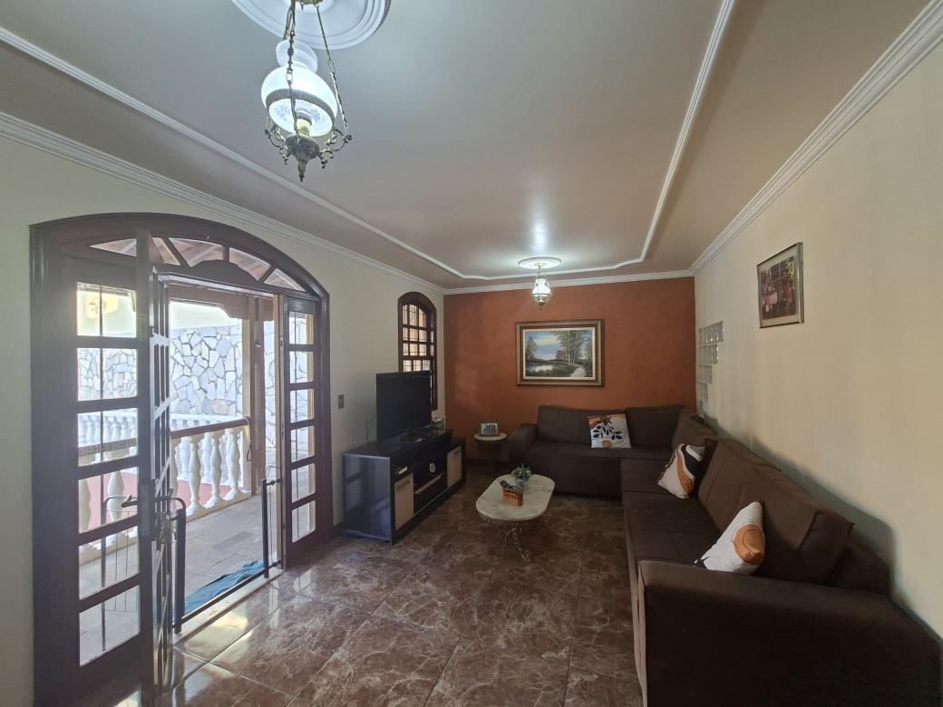 Casa, Vera Cruz, 3 Quartos, 3 Vagas, 1 Suíte