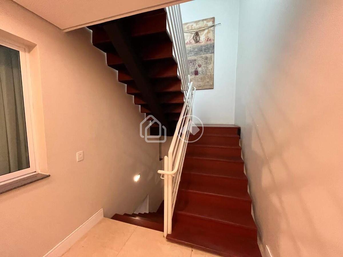 Casa, Buritis, 4 Quartos, 7 Vagas, 3 Suítes