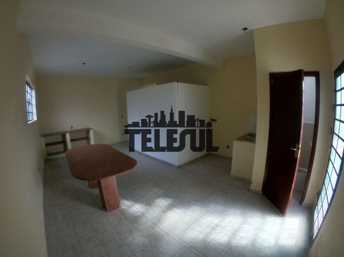 Casa, Jardim Sion, 3 Quartos, 0 Vaga, 1 Suíte