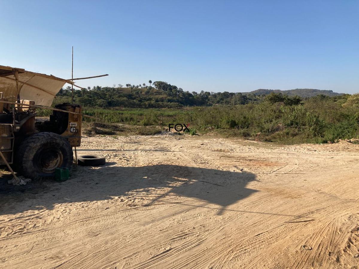 Lote, Centro, 0 Quarto, 0 Vaga