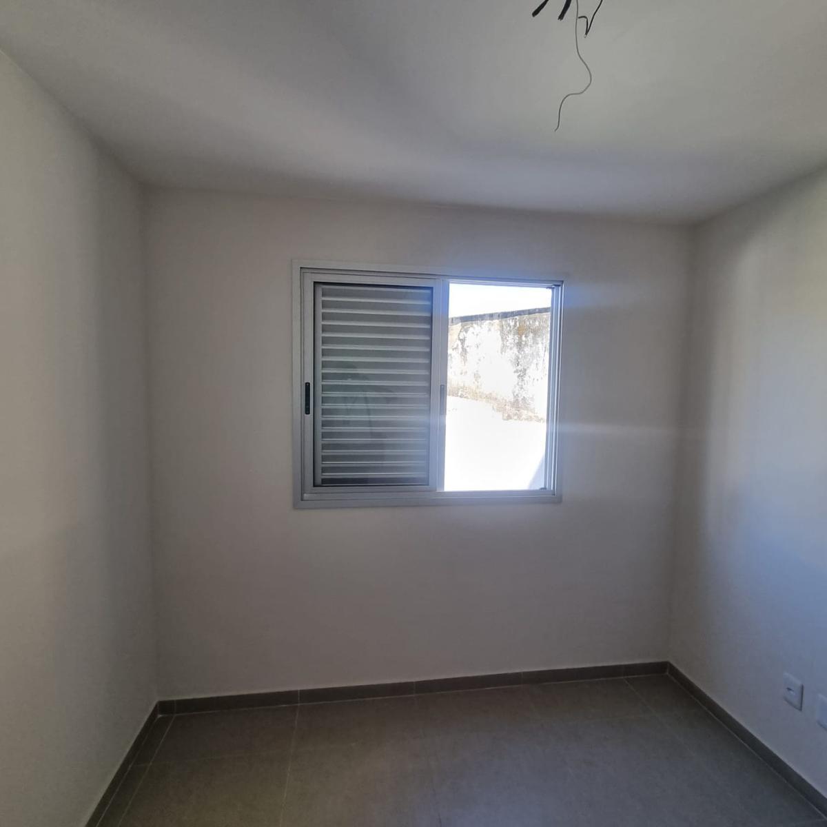 Apartamento, Floresta, 3 Quartos, 2 Vagas, 1 Suíte