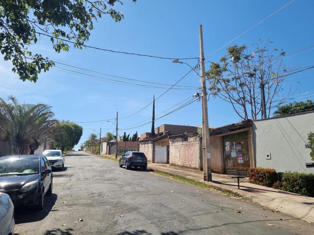 Lote, Bandeirantes (pampulha), 0 Quarto, 0 Vaga