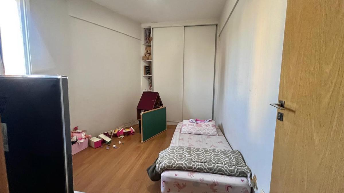 Apartamento, Santa Margarida (barreiro), 2 Quartos, 2 Vagas, 1 Suíte