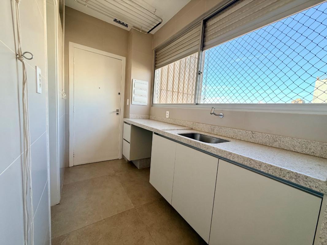 Apartamento, Lourdes, 4 Quartos, 2 Vagas, 1 Suíte