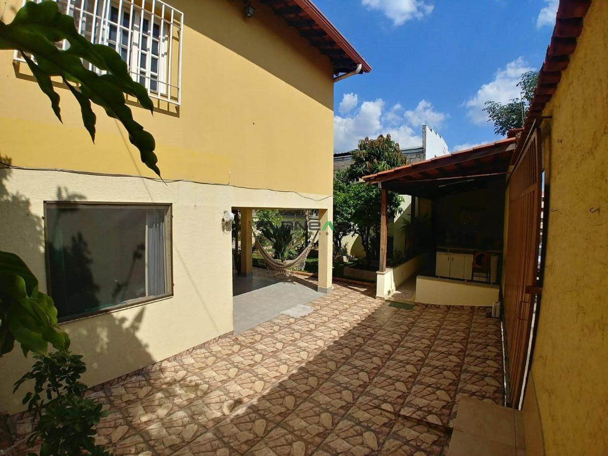 Casa, Novo Riacho, 4 Quartos, 6 Vagas, 1 Suíte