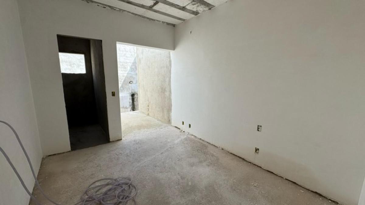 Casa, Cabral, 3 Quartos, 4 Vagas, 3 Suítes