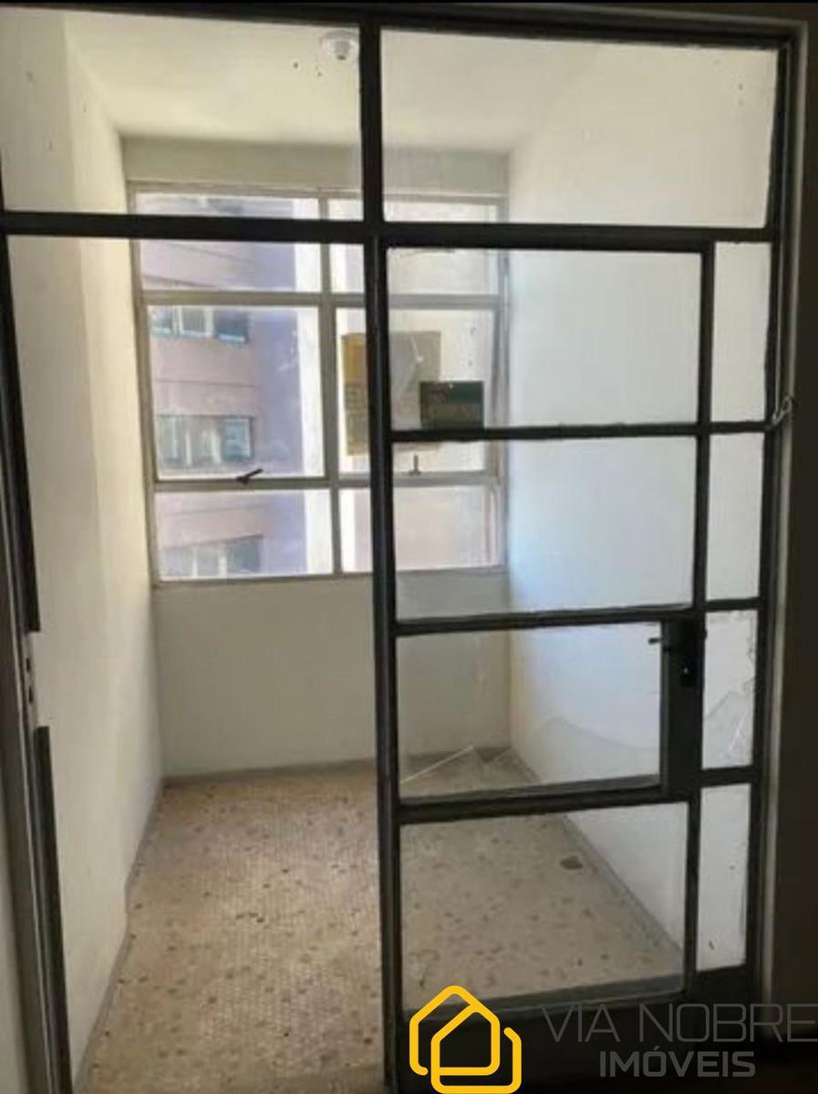 Sala, Centro