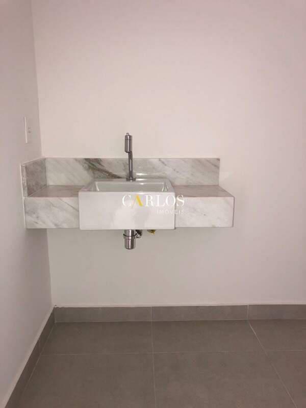 Sala, Vila da Serra, 1 Vaga