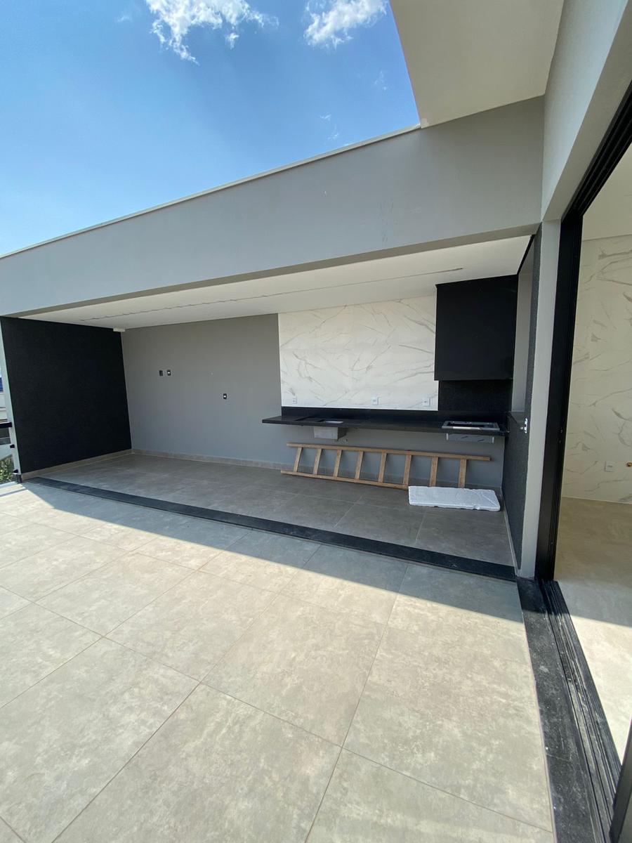 Casa, Santa Luiza, 4 Quartos, 6 Vagas, 2 Suítes