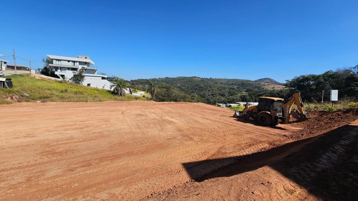 Lote, Centro, 0 Quarto, 0 Vaga