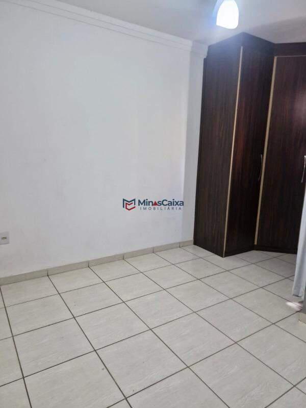 Apartamento, Amaro Lanari, 2 Quartos, 1 Vaga