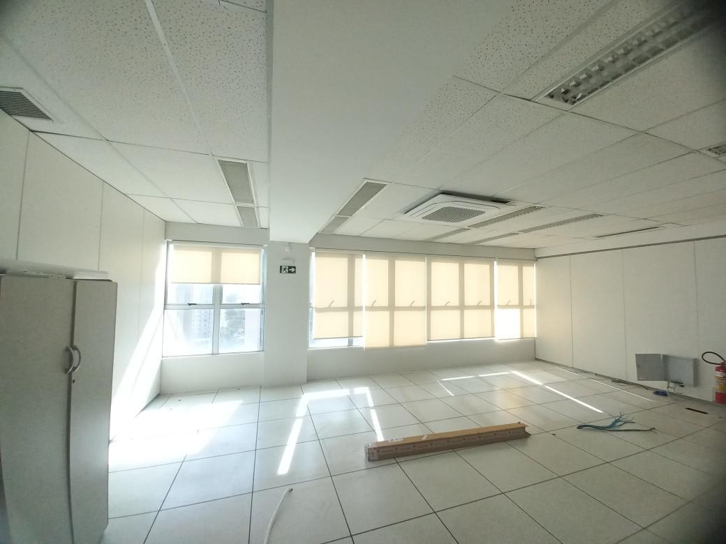 Sala, Savassi, 0 Quarto, 2 Vagas