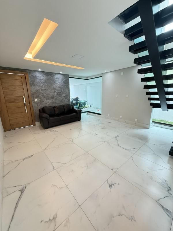 Casa, Espírito Santo, 3 Quartos, 4 Vagas, 1 Suíte