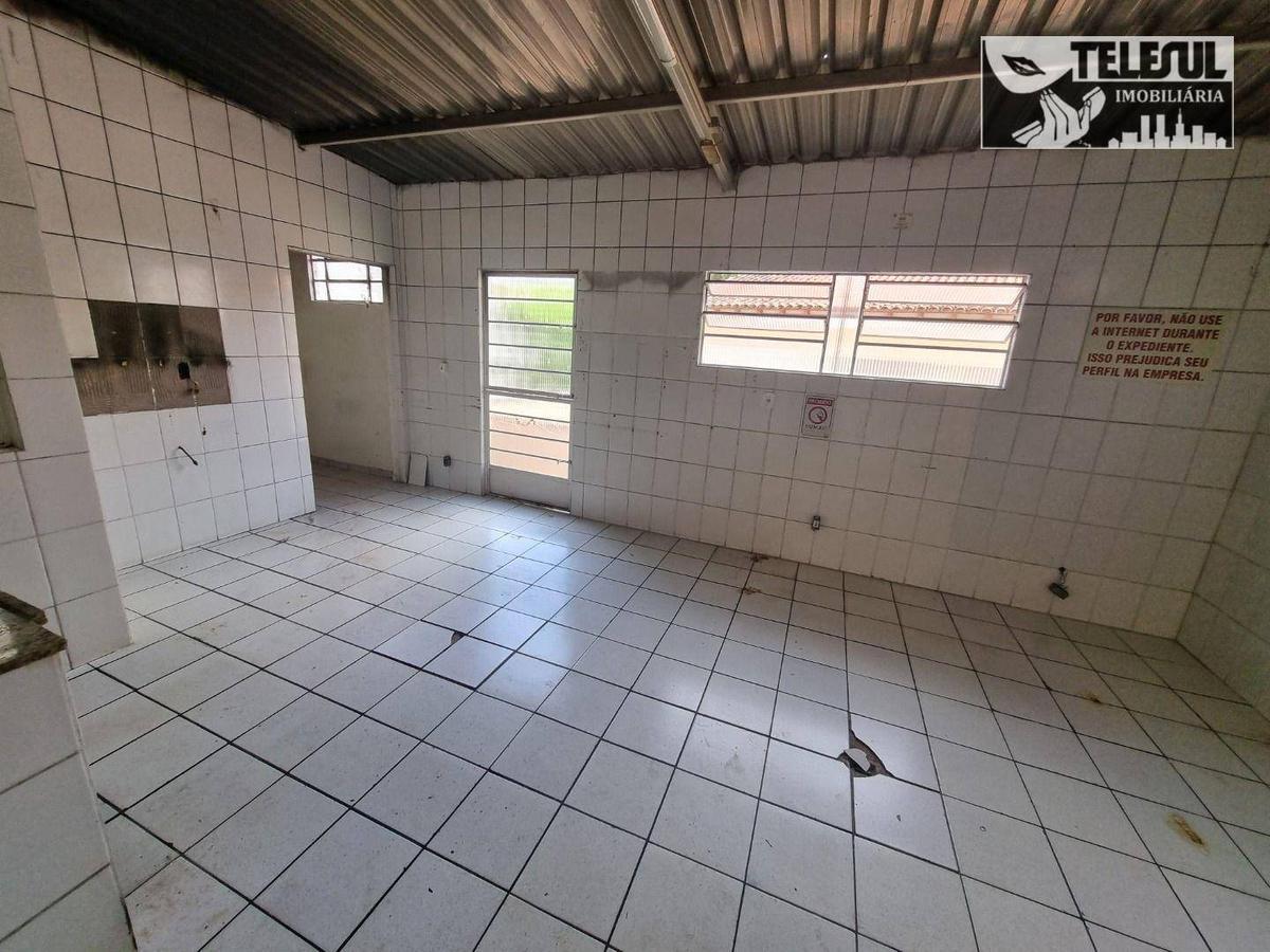 Andar, Centro, 0 Quarto, 0 Vaga