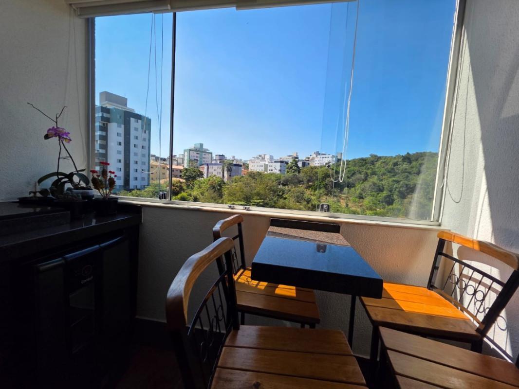 Apartamento, Castelo, 3 Quartos, 2 Vagas, 1 Suíte