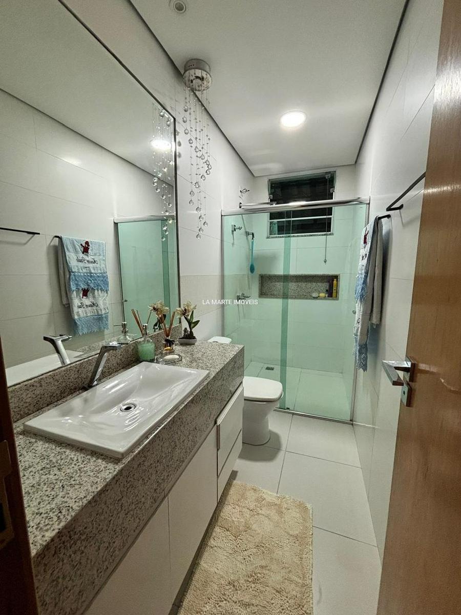 Casa, Jardim Riacho das Pedras, 3 Quartos, 4 Vagas, 1 Suíte