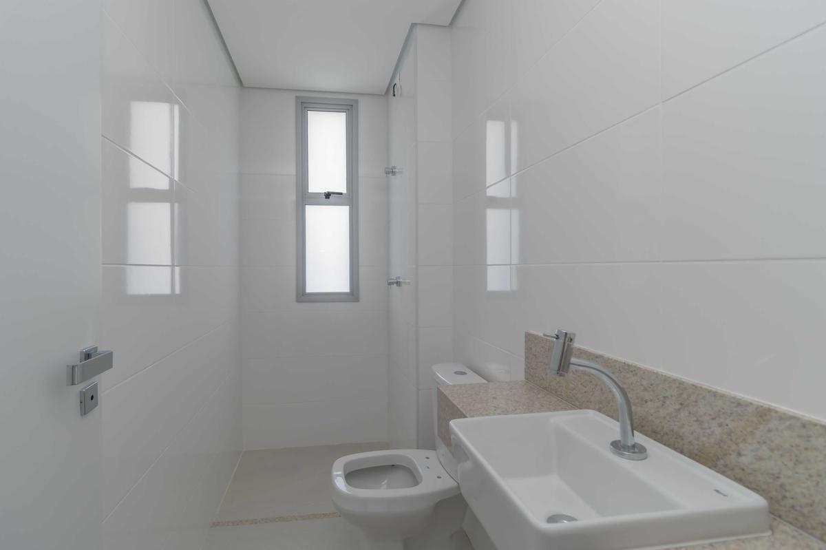 Apartamento, Sagrada Família, 3 Quartos, 2 Vagas, 1 Suíte