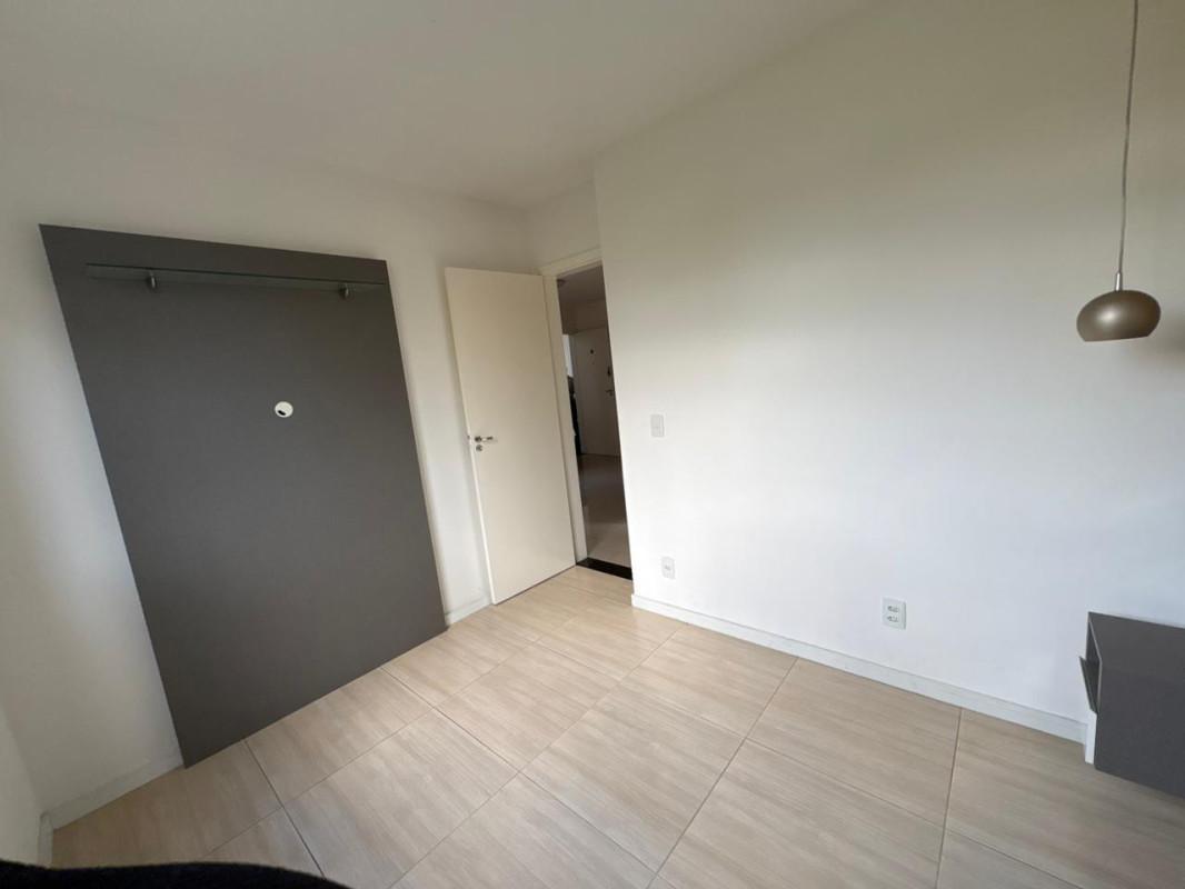 Apartamento, Vila das Flores, 2 Quartos, 1 Vaga