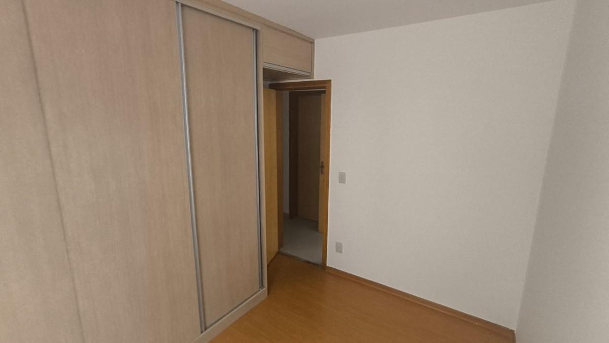 Apartamento, Sagrada Família, 4 Quartos, 4 Vagas, 1 Suíte