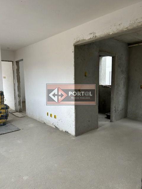 Apartamento, Floresta, 2 Quartos, 2 Vagas, 2 Suítes