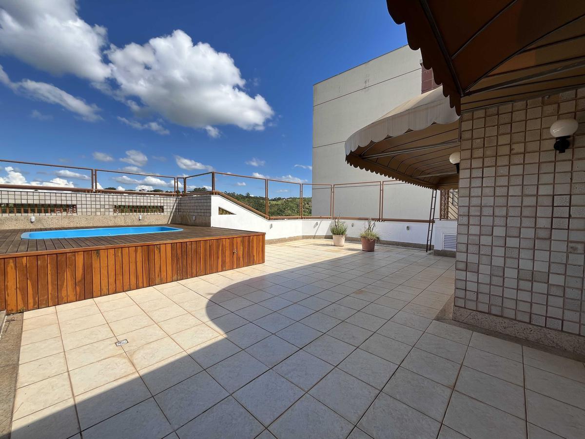 Cobertura, Ramos, 5 Quartos, 2 Vagas, 2 Suítes